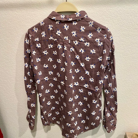 Uniqlo Women Brown Cotton Shirt with White Floral Patterns - Picture 2 of 2